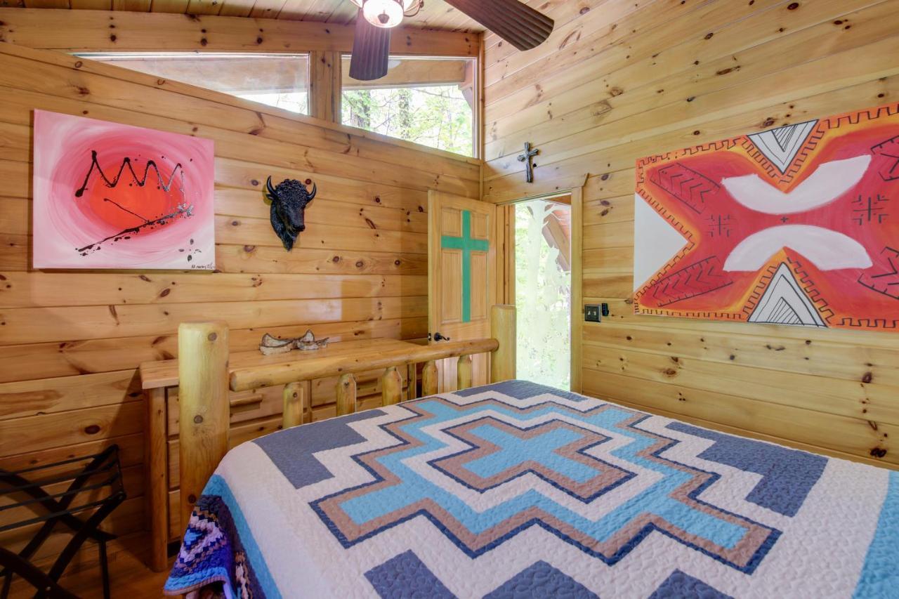 Gatlinburg Family Cabin With Private Hot Tub And Deck! Villa Luaran gambar